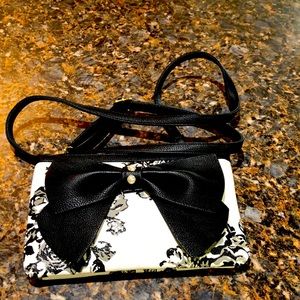 Betsey Johnson shoulder bag
